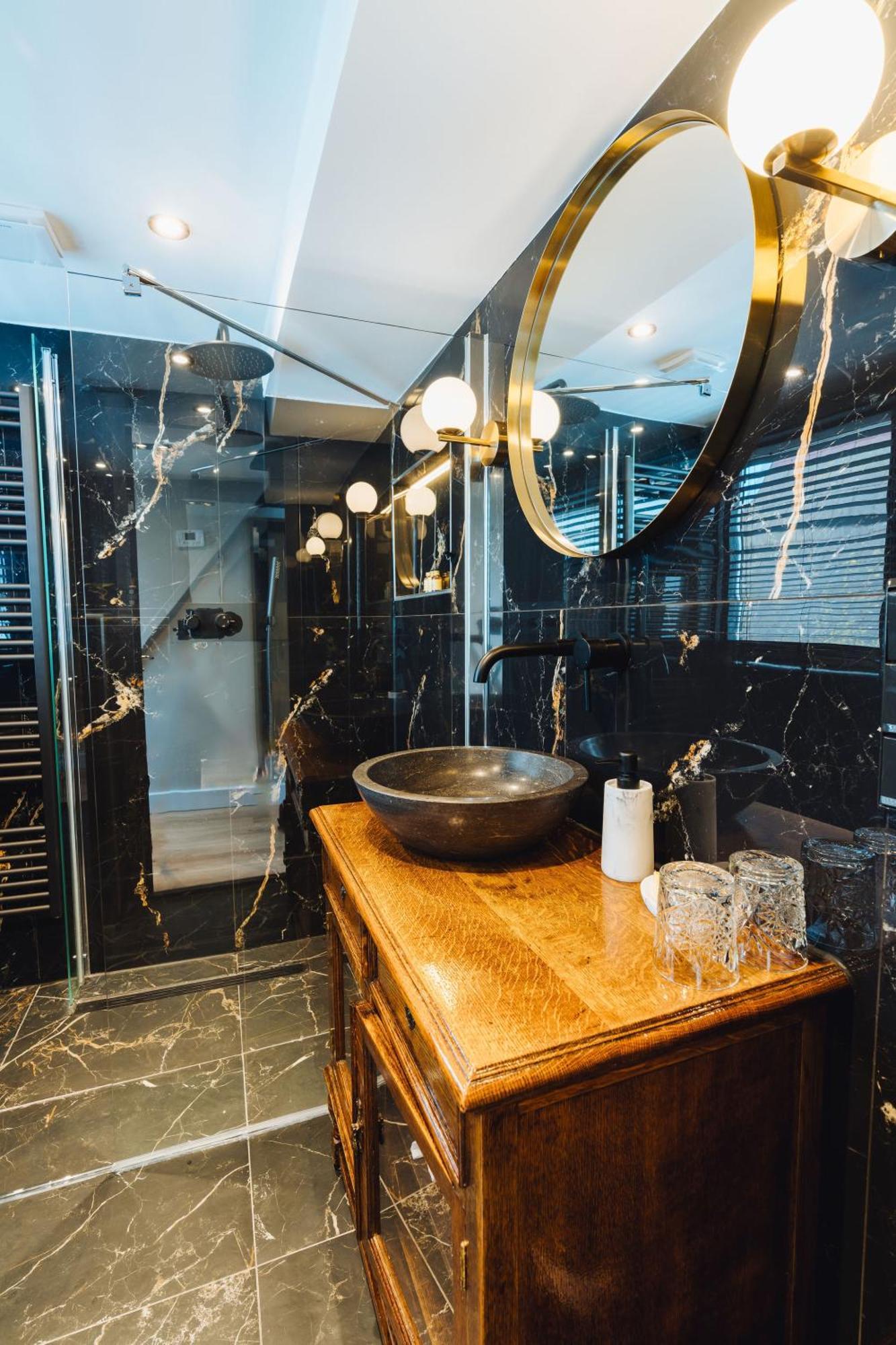 Lok Historics Luxury Art-Inspired Loft In Historic City Centre! Haarlem Buitenkant foto
