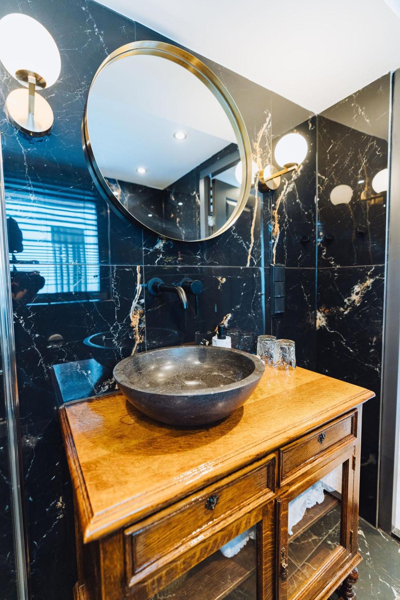 Lok Historics Luxury Art-Inspired Loft In Historic City Centre! Haarlem Buitenkant foto